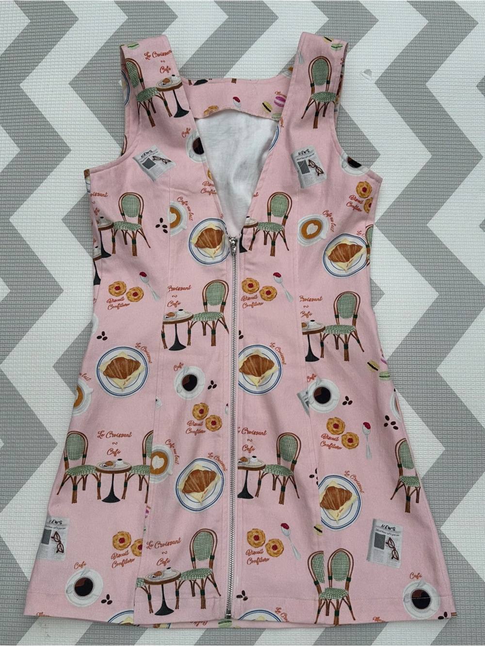 Pink Cafe Print Sleeveless Dress - Picture 3 of 3